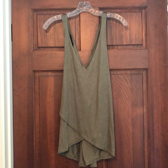 Top - Picture 1 of 4